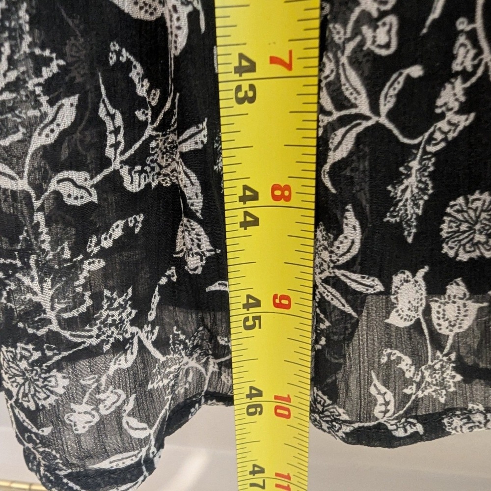 Old Navy Midi Dress Black Floral Smocked Ruffle Med V-Neck Cottagecore Feminine - Picture 6 of 9